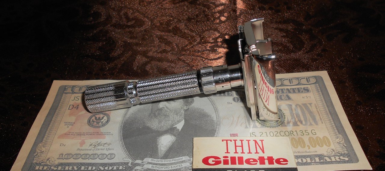 1960 Gillette Fat Boy Razor Refurbished Replated Rhodium F1–C3Q (17).JPG