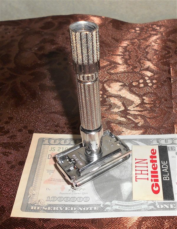 1960 Gillette Fat Boy Razor Refurbished Replated Rhodium F1–C3Q (31).JPG