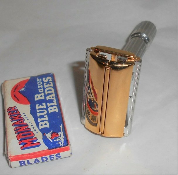1960 Gillette FatBoy Refurbished Replated Rhodium Gold F3–A1Q (2).jpg