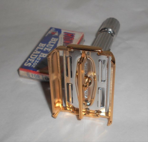 1960 Gillette FatBoy Refurbished Replated Rhodium Gold F3–A1Q (28).JPG