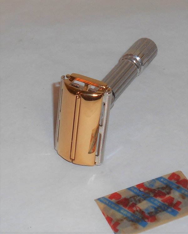 1959 Gillette Razor Twist to Open Replated Rhodium Gold E1–RG23 (3).JPG