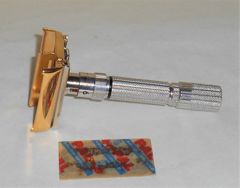 1959 Gillette Razor Twist to Open Replated Rhodium Gold E1–RG23 (18).JPG