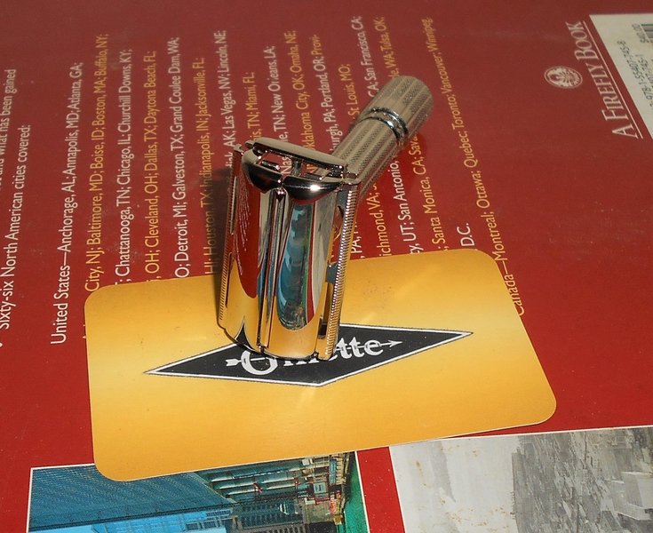 1961 Gillette Fat Boy Razor Double Edge Replated Bright Nickel G2– #69 (1).JPG 1961 Gillette Fat Boy Razor Double Edge Replated Bright Nickel G2– #69 (1).JPG