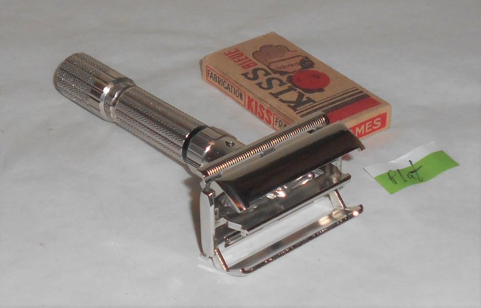 1959 Gillette Fat Boy Razor TTO Adjustable Re–Plated Platinum E1–Z23 (21).JPG