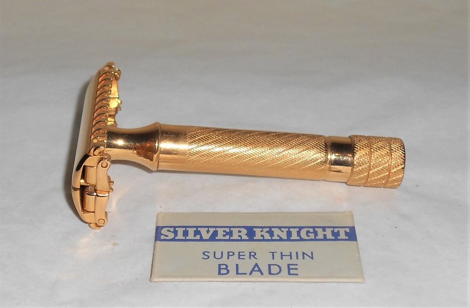 1936 Gillette Aristocrat Razor TTO Adjustable Replated 24 Karat Gold 36–47 (40).JPG