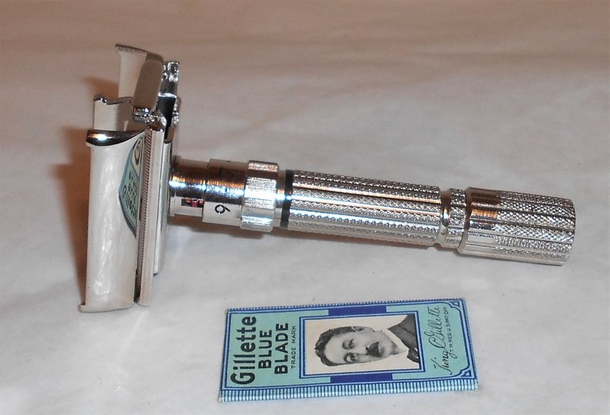 Gillette 1959 Fat Boy Razor TTO Replated Platinum E1–QZ12 (23).JPG