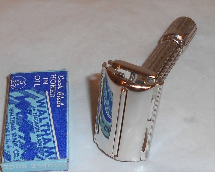 1959 Gillette Fat Boy Razor TTO Adjustable Replated Bright Nickel E4–27X (2).JPG 1959 Gillette Fat Boy Razor TTO Adjustable Replated Bright Nickel E4–27X (2).JPG