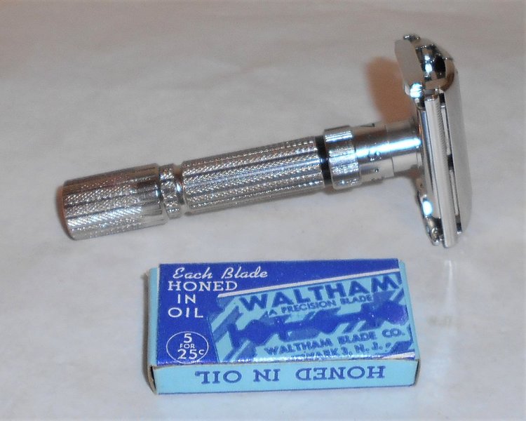 1959 Gillette Fat Boy Razor TTO Adjustable Replated Bright Nickel E4–27X (13).JPG 1959 Gillette Fat Boy Razor TTO Adjustable Replated Bright Nickel E4–27X (13).JPG
