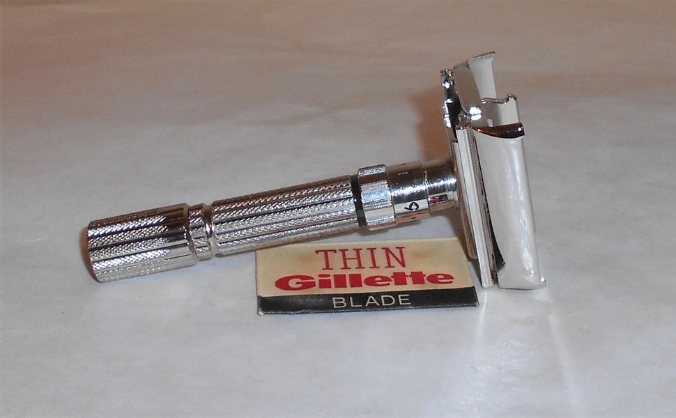 Gillette 1959 Fat Boy Razor TTO Adjustable Replated Bright Nickel E4–LNP (22).JPG Gillette 1959 Fat Boy Razor TTO Adjustable Replated Bright Nickel E4–LNP (22).JPG
