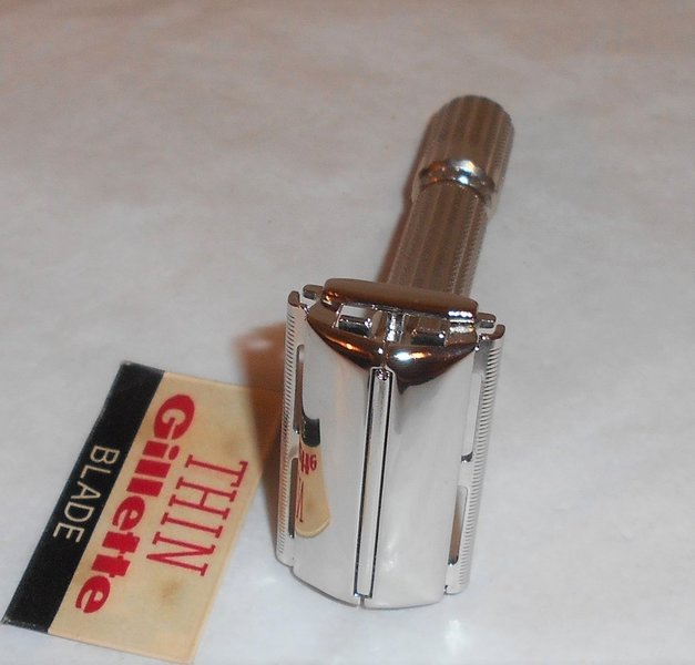 Gillette 1959 Fat Boy Razor TTO Adjustable Replated Bright Nickel E4–LNP (45).JPG Gillette 1959 Fat Boy Razor TTO Adjustable Replated Bright Nickel E4–LNP (45).JPG