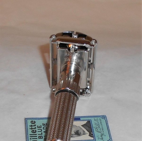 1960 Gillette Fat Boy Razor Adjustable Refurbished Replated Bright Nickel F2–F2X  (8).JPG