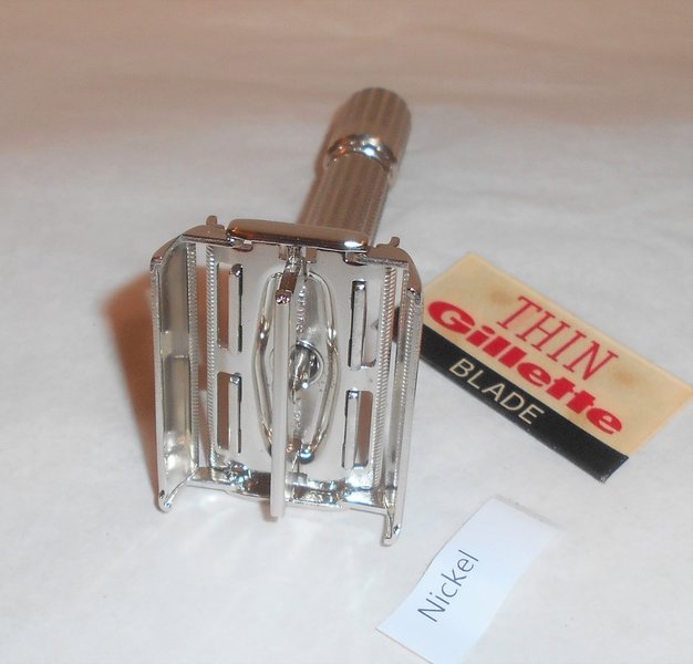 Gillette 1960 Fat Boy Razor TTO Adjustable Replated Bright Nickel F3–F60 (30).JPG