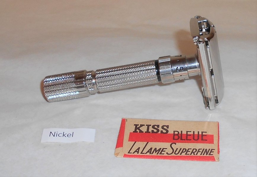 Gillette 1961 Fat Boy Safety Razor Refurbished Replated Bright Nickel G1-Q7X (12).JPG