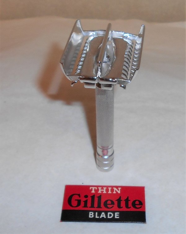 Gillette 1938 Senator TTO Refurbished Replated Rhodium 2836 (36).JPG