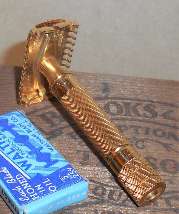 Gillette Aristocrat 1936 Barber Pole Handle TTO Refurbished Replated 24 Karat Gold XQ5 (21) - ...JPG
