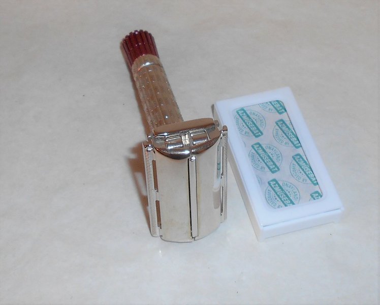 Gillette 1955 Superspeed Red Tip TTO Refurbished Replated Bright Nickel A4X (4).JPG