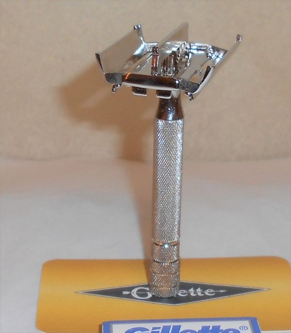 Gillette 1948 Superspeed Razor Refurbished Replated Mirror Nickel (48).JPG