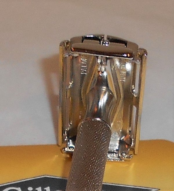 Gillette 1948 Superspeed Razor Refurbished Replated Mirror Nickel (11).JPG