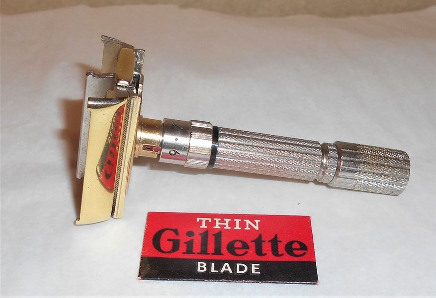 Gillette TTO Adjustable 1960 Fat Boy Refurbished Replated Gold Nickel F1–R87 (22).JPG