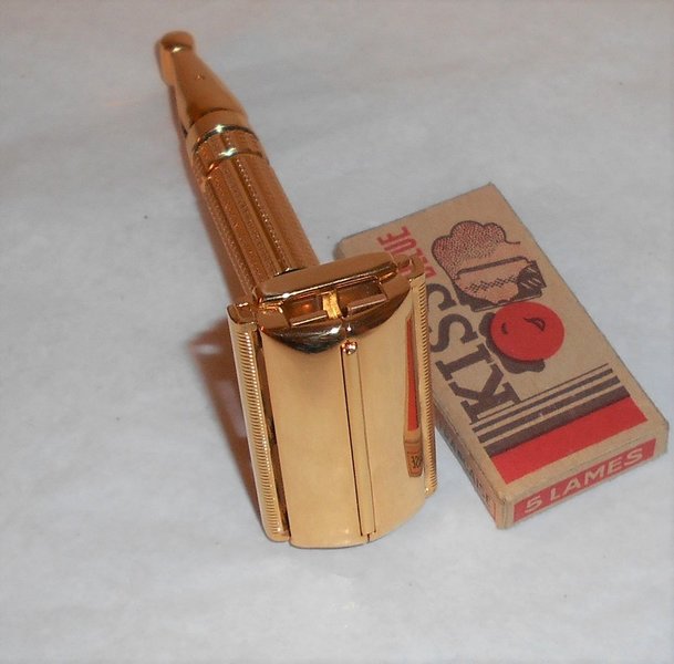 Gillette Toggle Razor 1958 Refurbished Replated 24 Karat Gold D1 – DIA (5).JPG