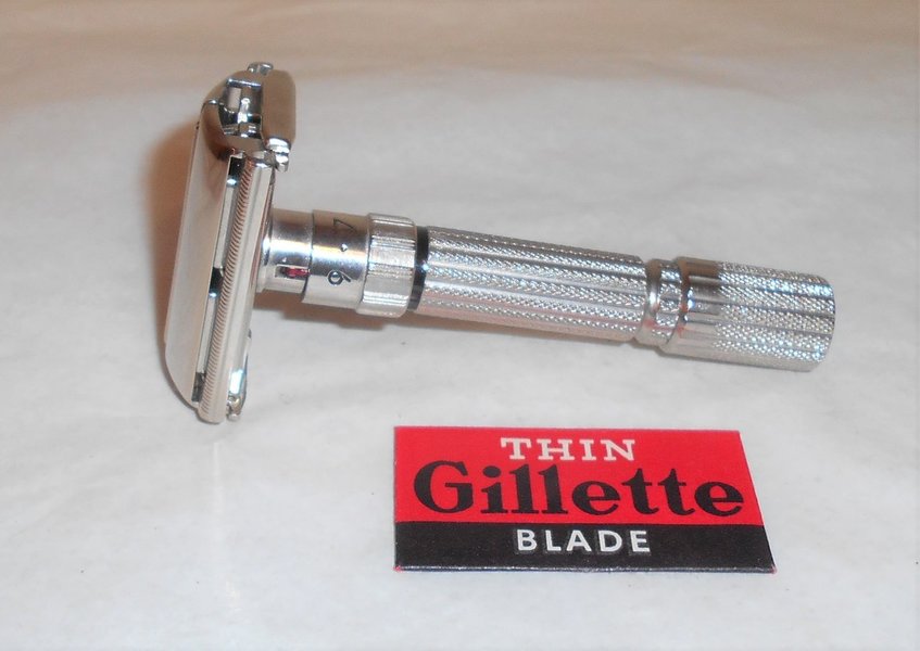 Gillette 1961 Fat Boy Razor Refurbished Replated Bright Nickel G1 – B 33 (7).JPG Gillette 1961 Fat Boy Razor Refurbished Replated Bright Nickel G1 – B 33 (7).JPG