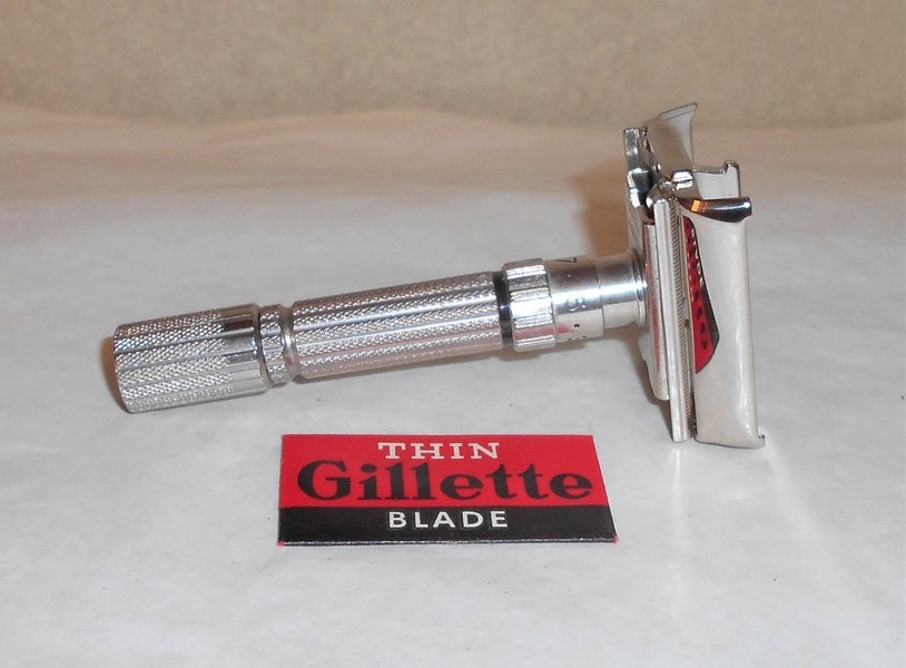 Gillette 1961 Fat Boy Razor Refurbished Replated Bright Nickel G1 – B 33 (34).JPG Gillette 1961 Fat Boy Razor Refurbished Replated Bright Nickel G1 – B 33 (34).JPG