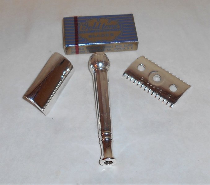 1916 Gillette Extremely Scarce Refurbished Re-Plated ABC Razor W Blade (30).JPG 1916 Gillette Extremely Scarce Refurbished Re-Plated ABC Razor W Blade (30).JPG