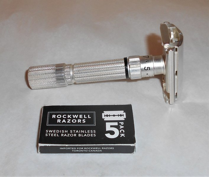 Gillette Razor Fat Boy 1959 Refurbished Replated Silver E4–S12 (18) - Copy.JPG Gillette Razor Fat Boy 1959 Refurbished Replated Silver E4–S12 (18) - Copy.JPG