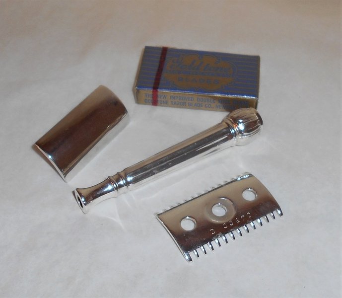 1916 Gillette Extremely Scarce Refurbished Re-Plated ABC Razor W Blade (41).JPG