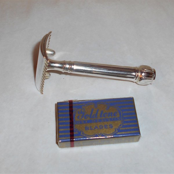 1916 Gillette Extremely Scarce Refurbished Re-Plated ABC Razor W Blade (5).JPG