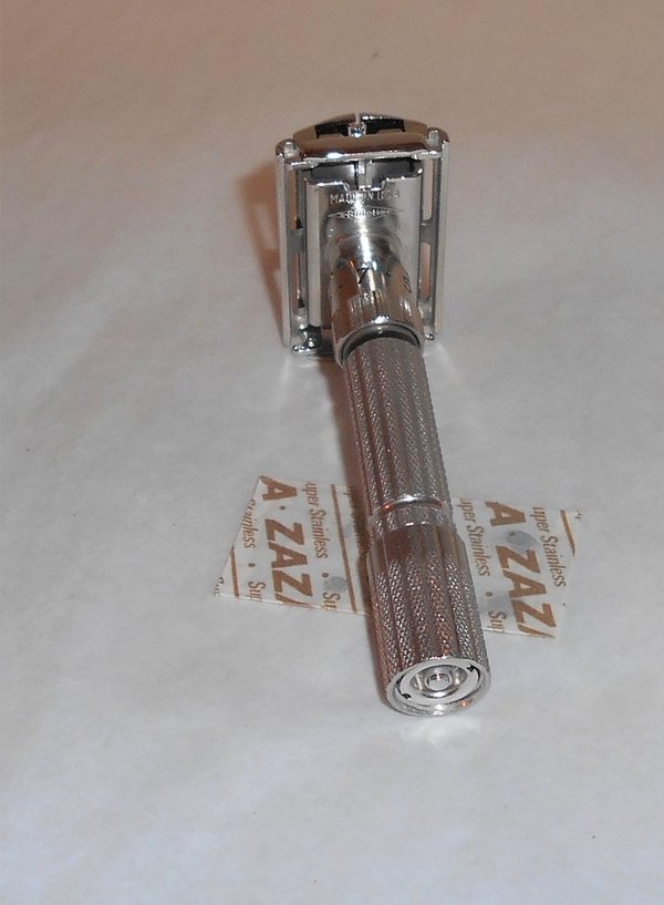 Gillette TTO Fat Boy Razor 1959 Refurbished Replated Palladium E2–02 (8).JPG