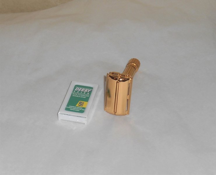 Gillette Regent Tech Razor TTO 1944 45 Refurbished Replated 24 Karat Gold XX3 (2).JPG Gillette Regent Tech Razor TTO 1944 45 Refurbished Replated 24 Karat Gold XX3 (2).JPG