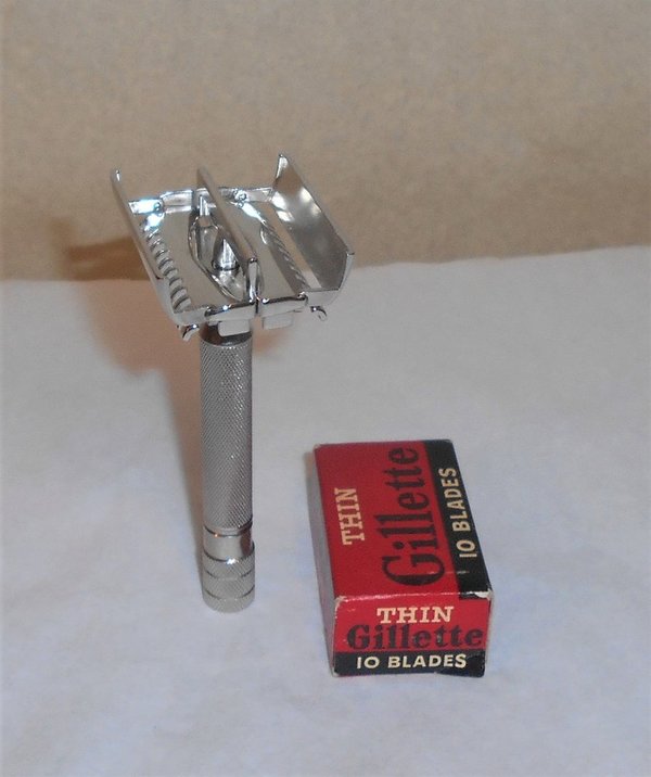 Gillette 1938 Senator TTO Adjustable Refurbished Replated Mirror Nickel 38–14 (34).JPG