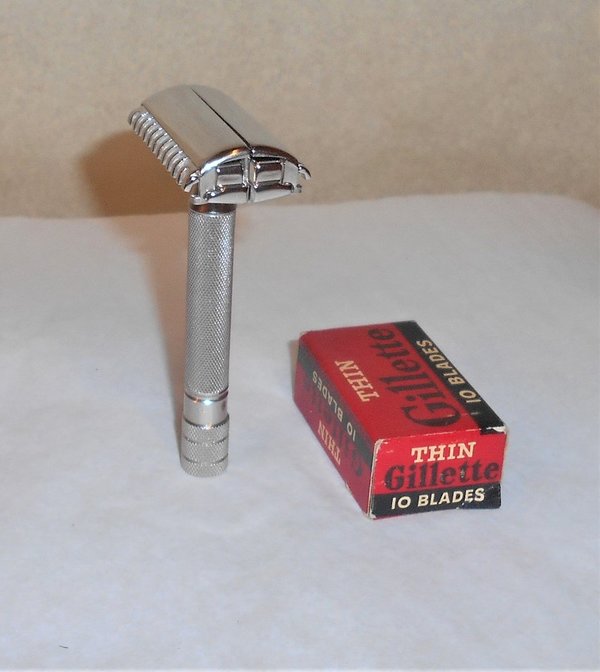 Gillette 1938 Senator TTO Adjustable Refurbished Replated Mirror Nickel 38–14 (1).JPG Gillette 1938 Senator TTO Adjustable Refurbished Replated Mirror Nickel 38–14 (1).JPG