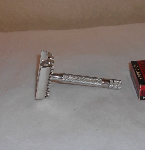 Gillette 1938 Senator TTO Adjustable Refurbished Replated Mirror Nickel 38–14 (16).JPG Gillette 1938 Senator TTO Adjustable Refurbished Replated Mirror Nickel 38–14 (16).JPG