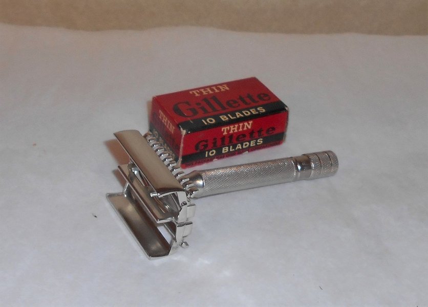 Gillette 1938 Senator TTO Adjustable Refurbished Replated Mirror Nickel 38–14 (25).JPG Gillette 1938 Senator TTO Adjustable Refurbished Replated Mirror Nickel 38–14 (25).JPG