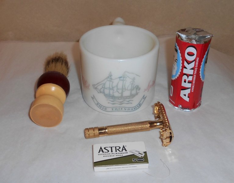 Gillette Sheraton 1937 Shaving Cup Shaving Brush Arco Shaving Cream Refurbished Replated 24 Ka...JPG Gillette Sheraton 1937 Shaving Cup Shaving Brush Arco Shaving Cream Refurbished Replated 24 Ka...JPG