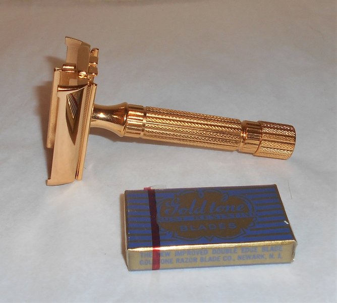 Gillette 194546 Aristocrat TTO Refurbished Replated 24 Karat Gold (17).JPG