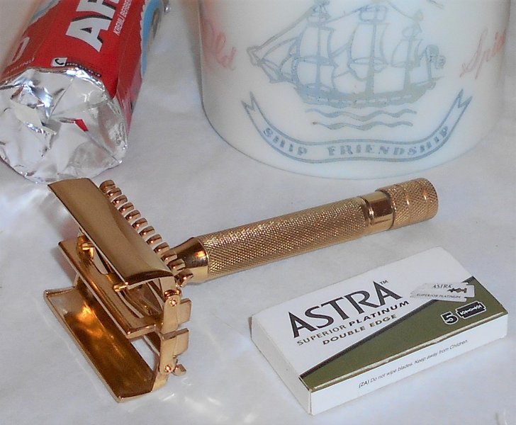 Gillette Sheraton 1937 Shaving Cup Shaving Brush Arco Shaving Cream Refurbished Replated 24 Ka...JPG Gillette Sheraton 1937 Shaving Cup Shaving Brush Arco Shaving Cream Refurbished Replated 24 Ka...JPG