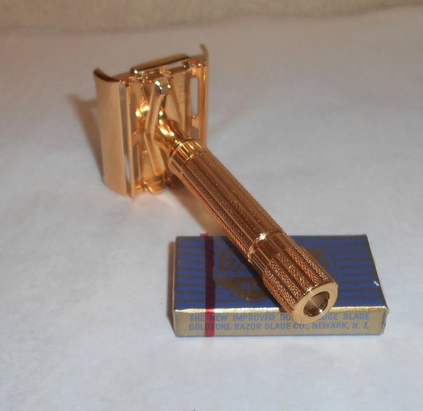 Gillette 194546 Aristocrat TTO Refurbished Replated 24 Karat Gold (20).JPG