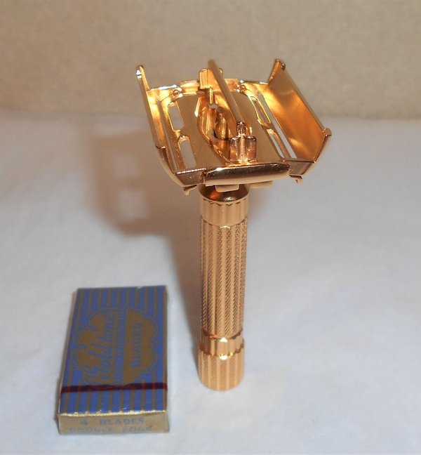 Gillette 194546 Aristocrat TTO Refurbished Replated 24 Karat Gold (38).JPG