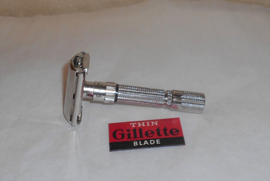 Gillette Fat Boy Razor Adjustable Refurbished 1960 Replated Bright Nickel F1-B76 (9).JPG