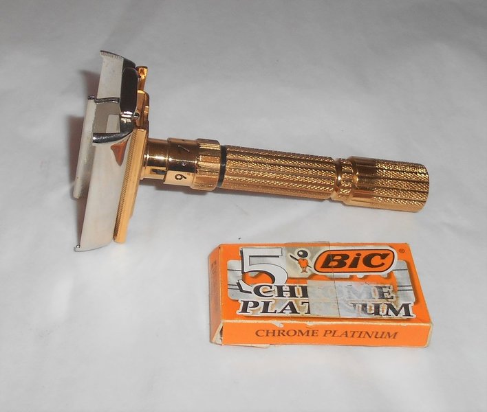 Gillette 1959 FatBoy Razor Refurbished Replated Gold Palladium E2–GP3 (8).JPG