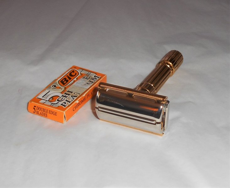 Gillette 1959 FatBoy Razor Refurbished Replated Gold Palladium E2–GP3 (41).JPG