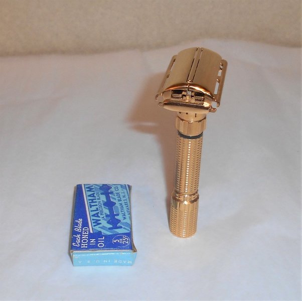 Gillette 1958 Executive Razor Refurbished Replated 24 Karat Gold D3–G0L (46).JPG