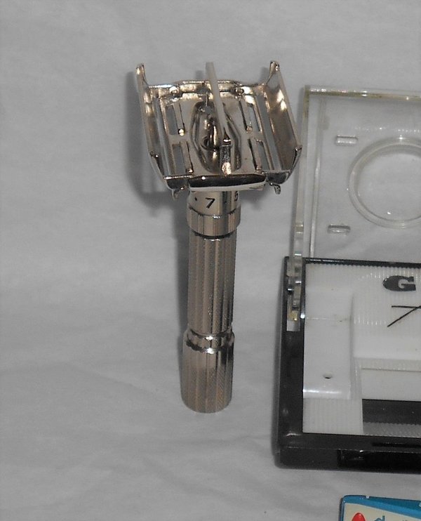 Gillette Fat Boy Razor Adjustable Refurbished RePlated Mirror Nickel F4–16Y (106).JPG