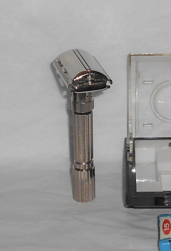 Gillette Fat Boy Razor Adjustable Refurbished RePlated Mirror Nickel F4–16Y (119).JPG