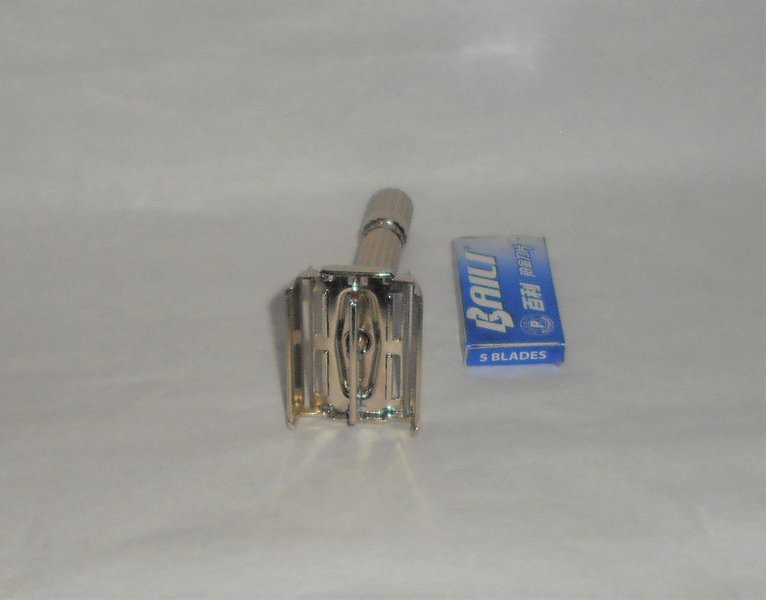 Gillette Fat Boy 1961 All Original TTO Adjustable Safety Razor G3–N01 (36).JPG Gillette Fat Boy 1961 All Original TTO Adjustable Safety Razor G3–N01 (36).JPG