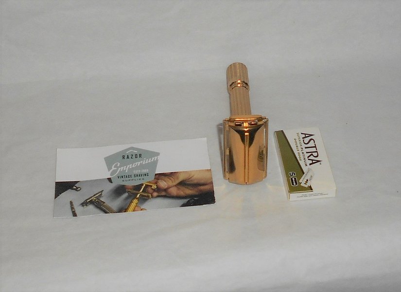Gillette 1961 Executive Razor Replated TTO Adjustable G1–G19 (4).JPG Gillette 1961 Executive Razor Replated TTO Adjustable G1–G19 (4).JPG