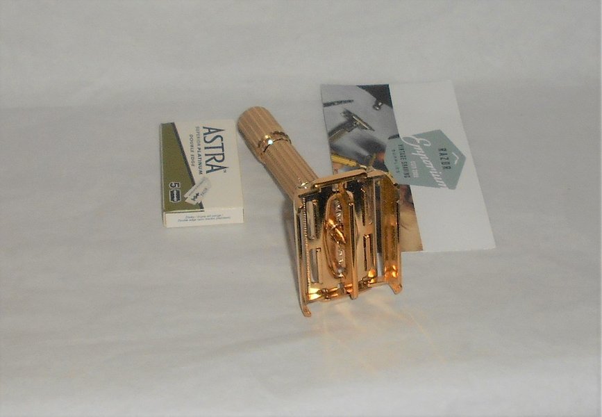 Gillette 1961 Executive Razor Replated TTO Adjustable G1–G19 (39).JPG Gillette 1961 Executive Razor Replated TTO Adjustable G1–G19 (39).JPG